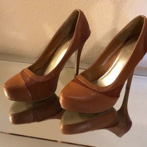 Charlotte Russe size 8 tanhigh heel